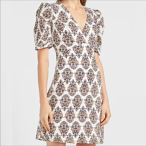 Express Dresses & Skirts - express - metallic clip dot dress